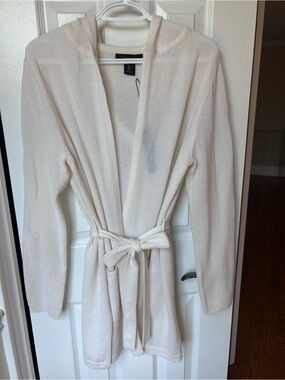 Tahari 100% Cashmere Hooded Tie Waist Sweater Cream